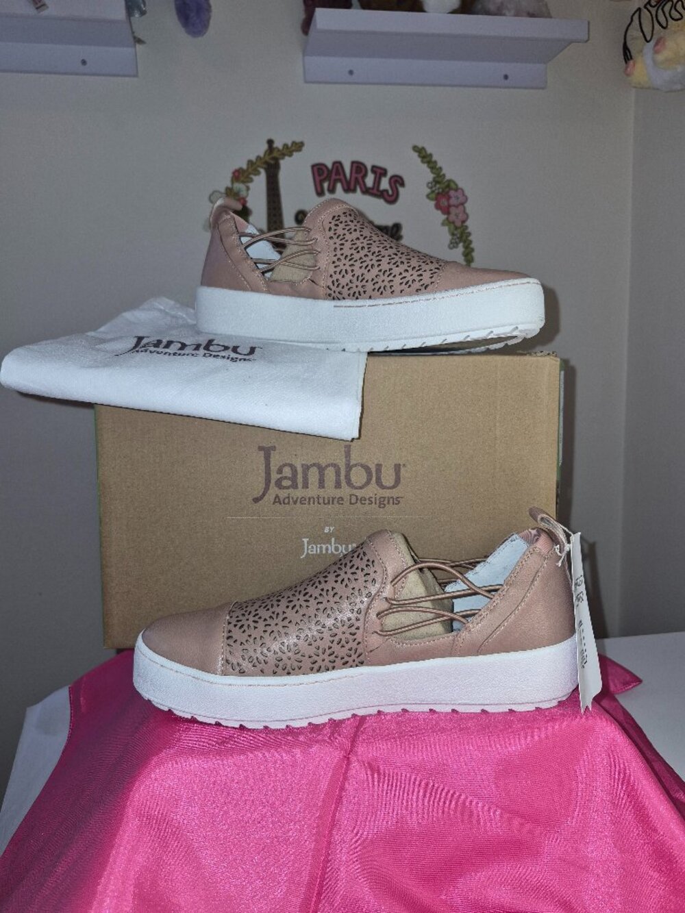 NIB Jambu "Erin" slip-on sneaker.